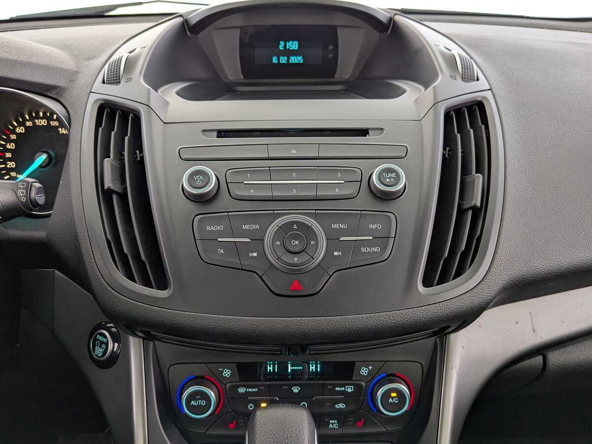 Купить Ford Kuga с пробегом. Фото: #16