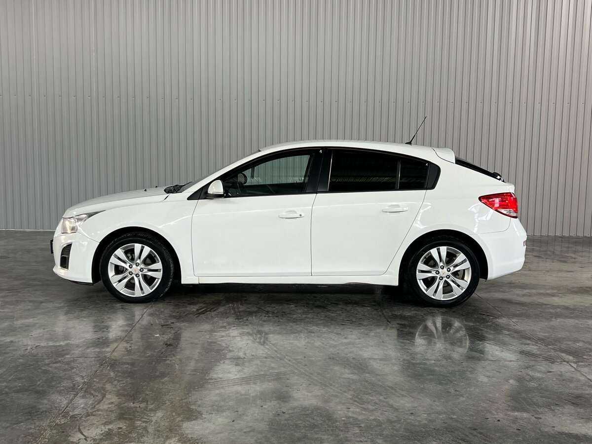 Купить Chevrolet Cruze с пробегом. Фото: #3