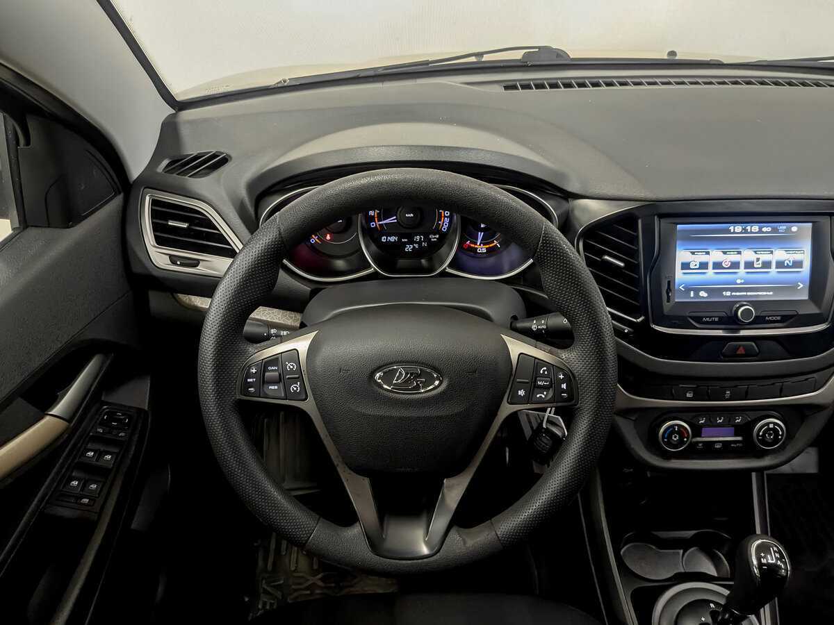 Купить Lada (ВАЗ) Vesta с пробегом. Фото: #18