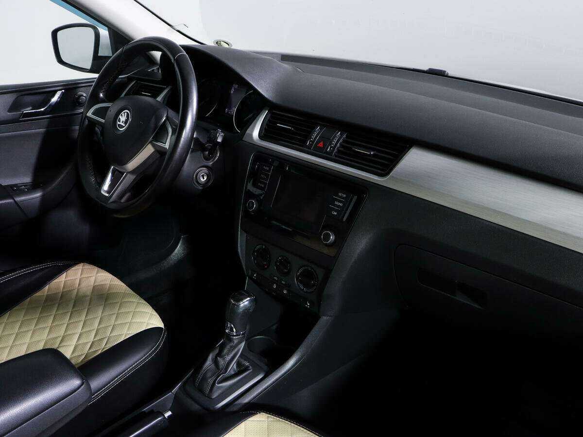 Купить Skoda Rapid с пробегом. Фото: #5