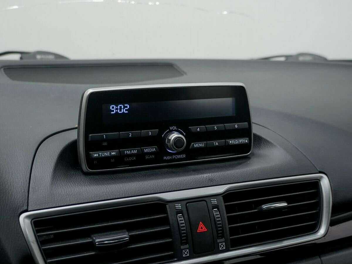 Купить Mazda 3 с пробегом. Фото: #15
