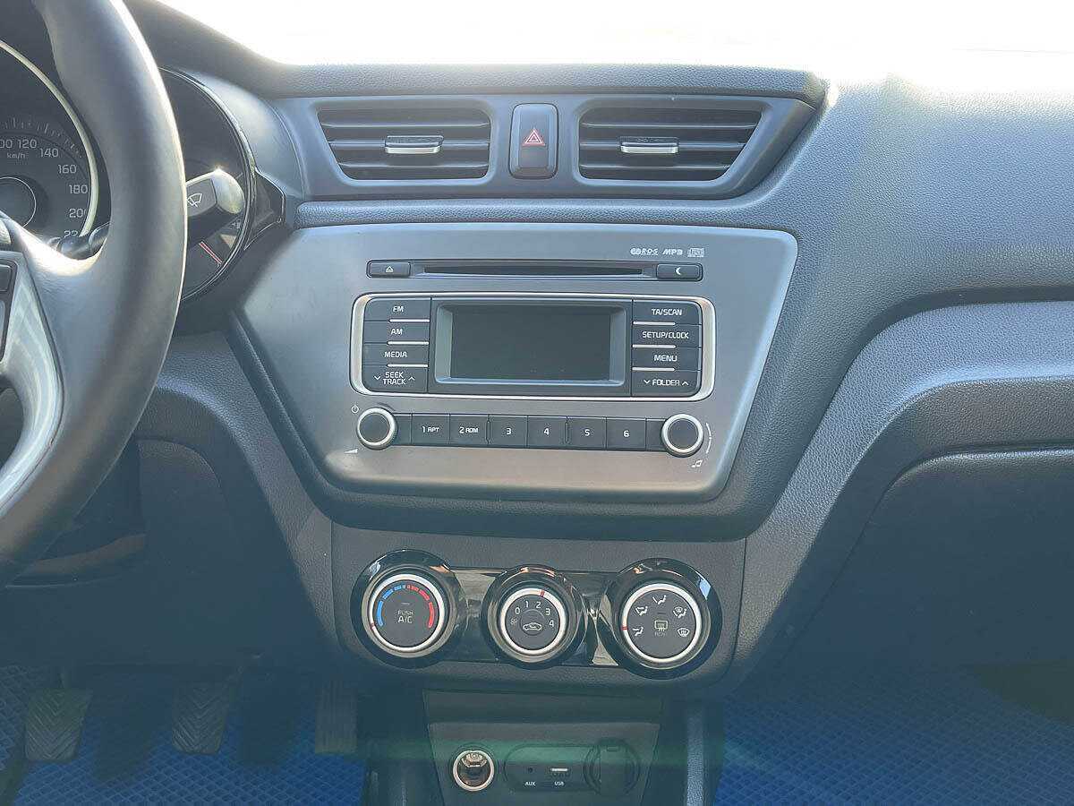 Купить Kia Rio с пробегом. Фото: #11