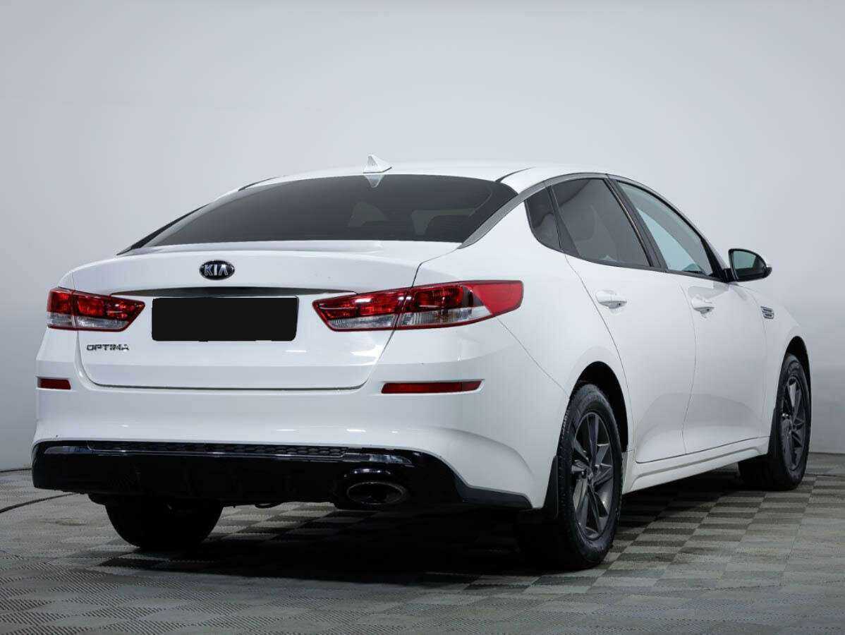 Купить Kia Optima с пробегом. Фото: #3