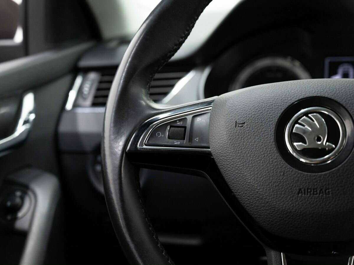 Купить Skoda Octavia с пробегом. Фото: #13