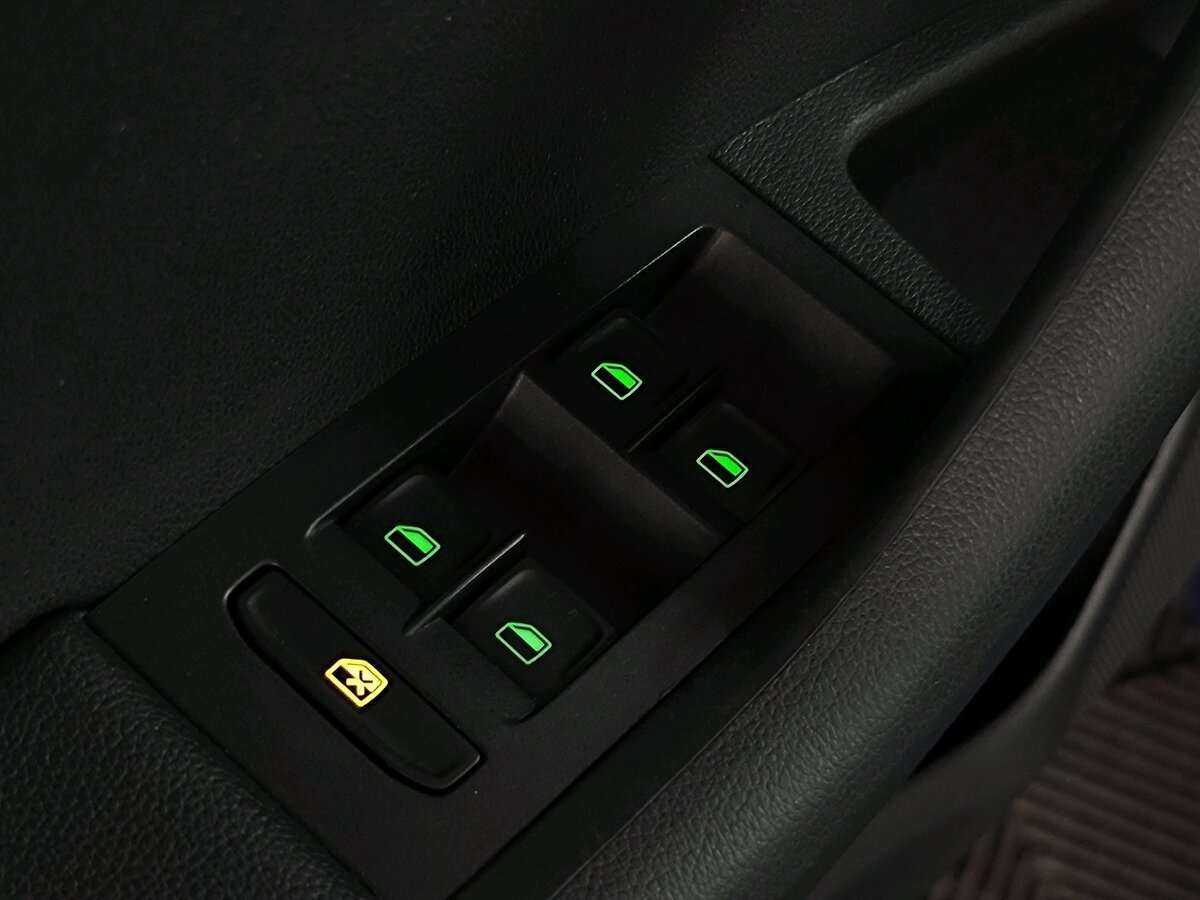 Купить Skoda Octavia с пробегом. Фото: #20