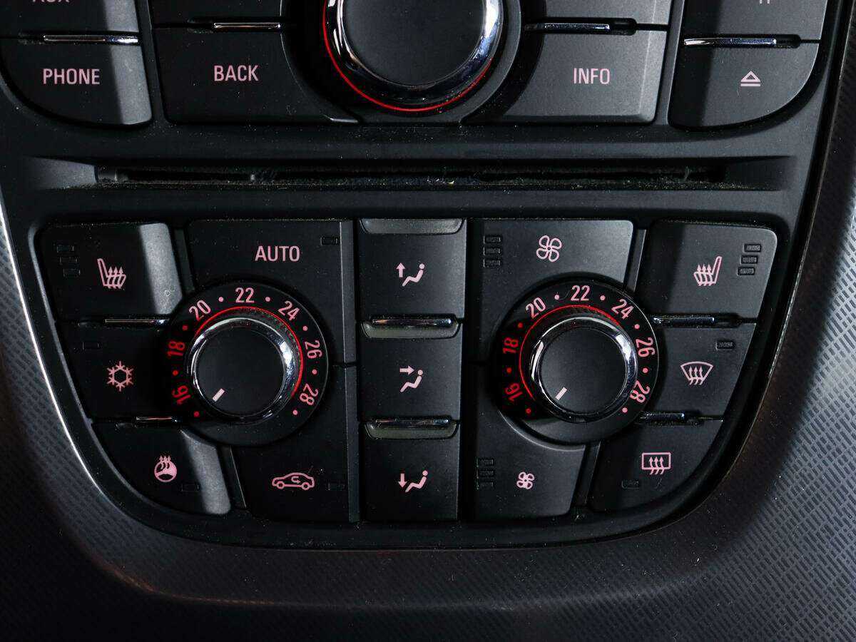 Купить Opel Astra с пробегом. Фото: #17