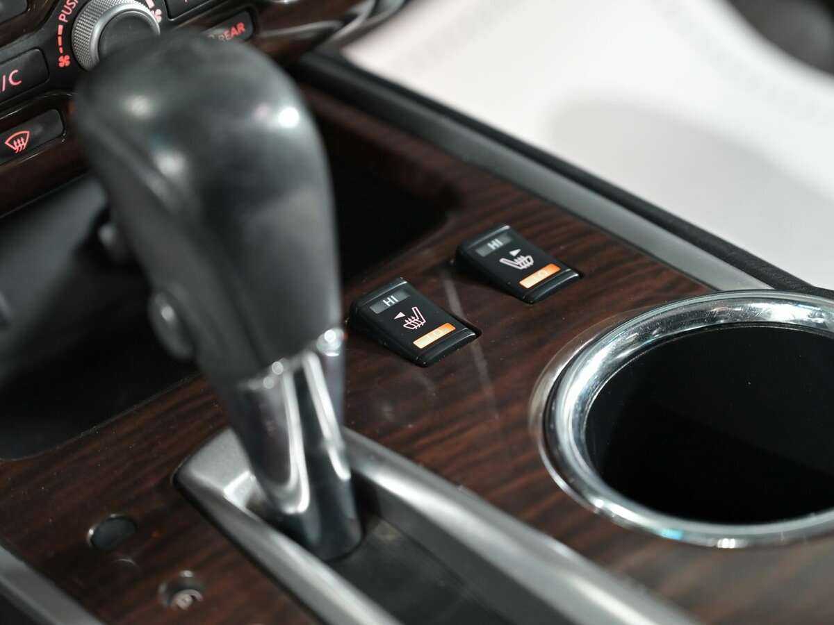 Купить Nissan Pathfinder с пробегом. Фото: #14