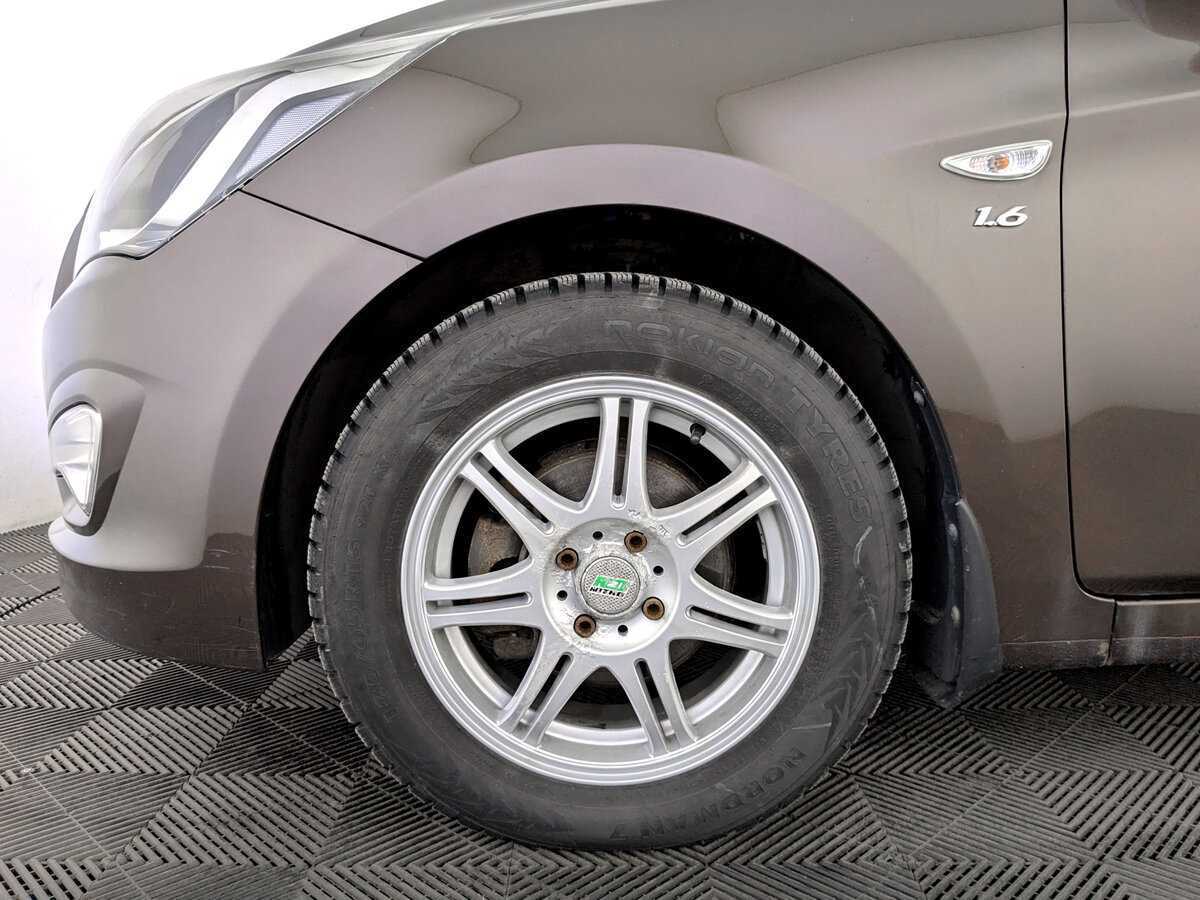 Купить Hyundai Solaris с пробегом. Фото: #16