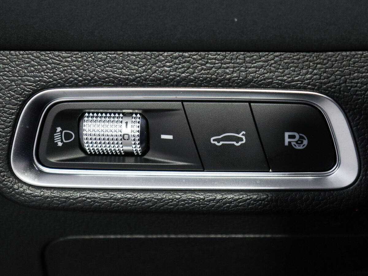 Купить Geely Coolray с пробегом. Фото: #20