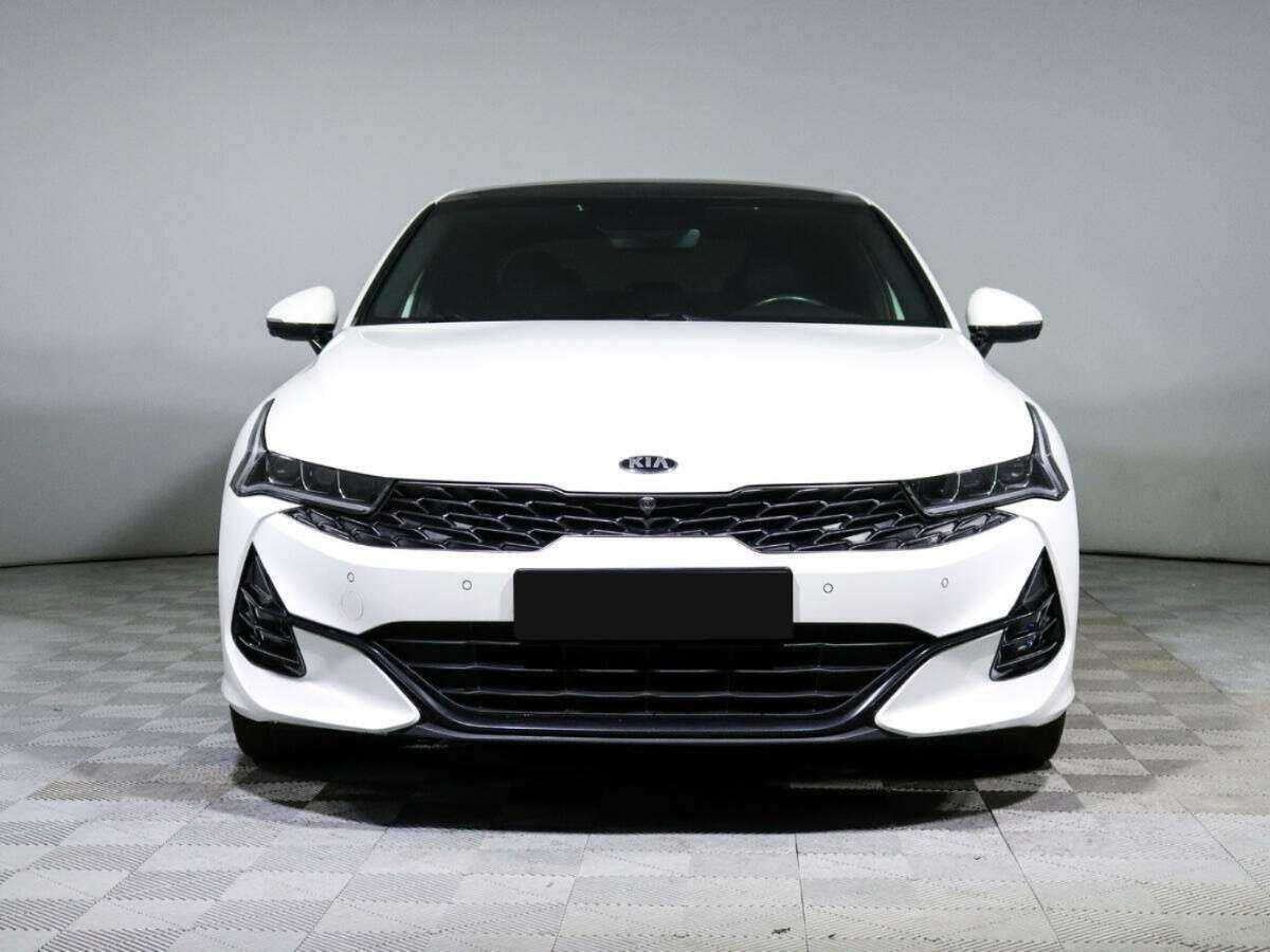 Купить Kia K5 с пробегом. Фото: #1