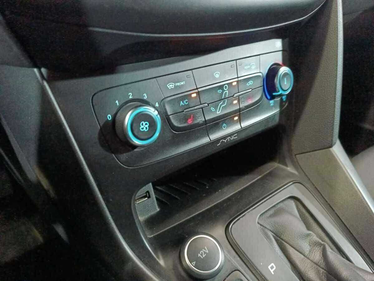 Купить Ford Focus с пробегом. Фото: #13