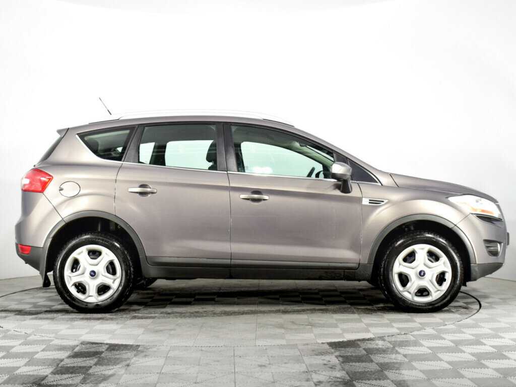 Купить Ford Kuga с пробегом. Фото: #3