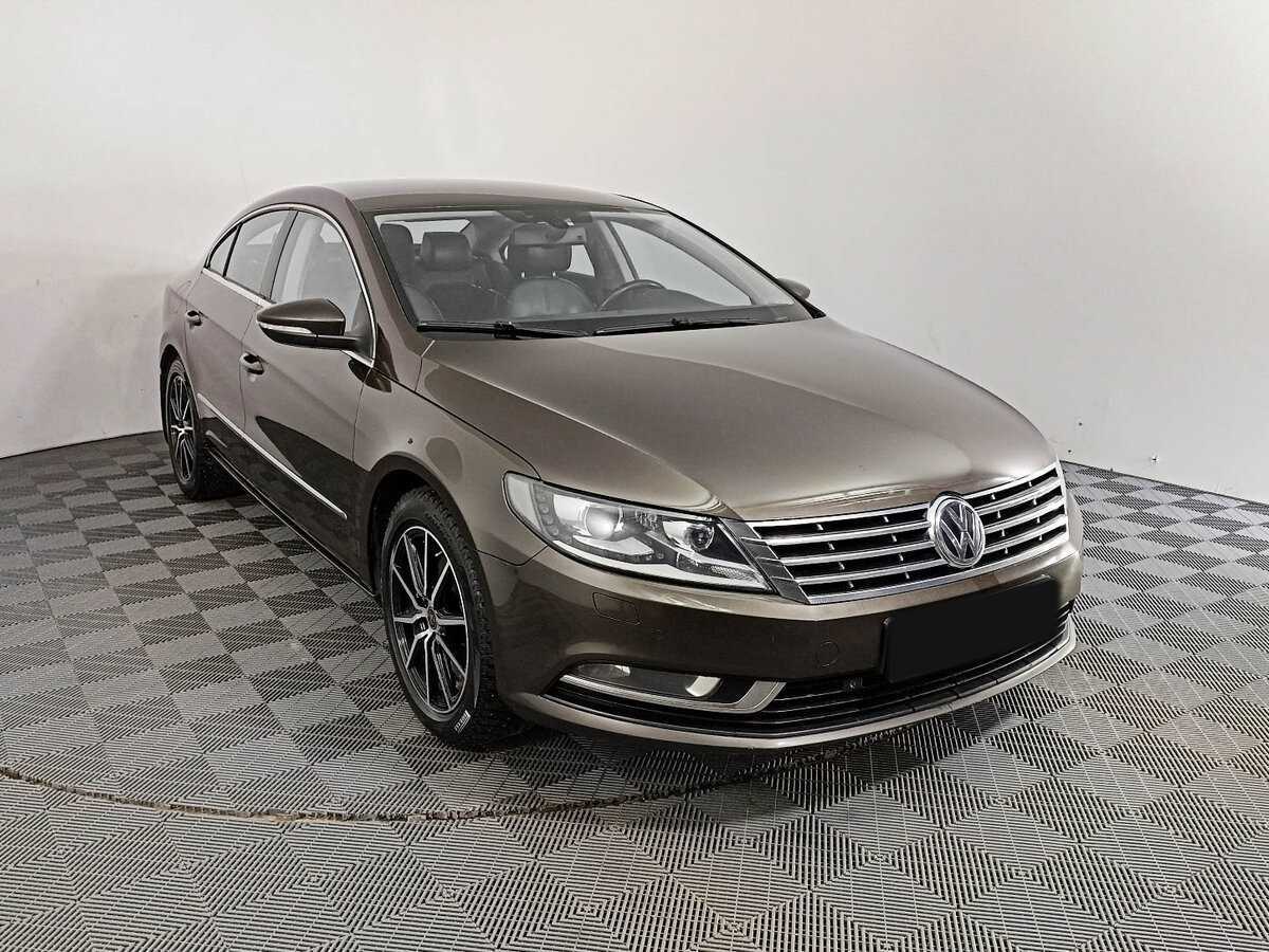 Купить Volkswagen Passat CC с пробегом. Фото: #2
