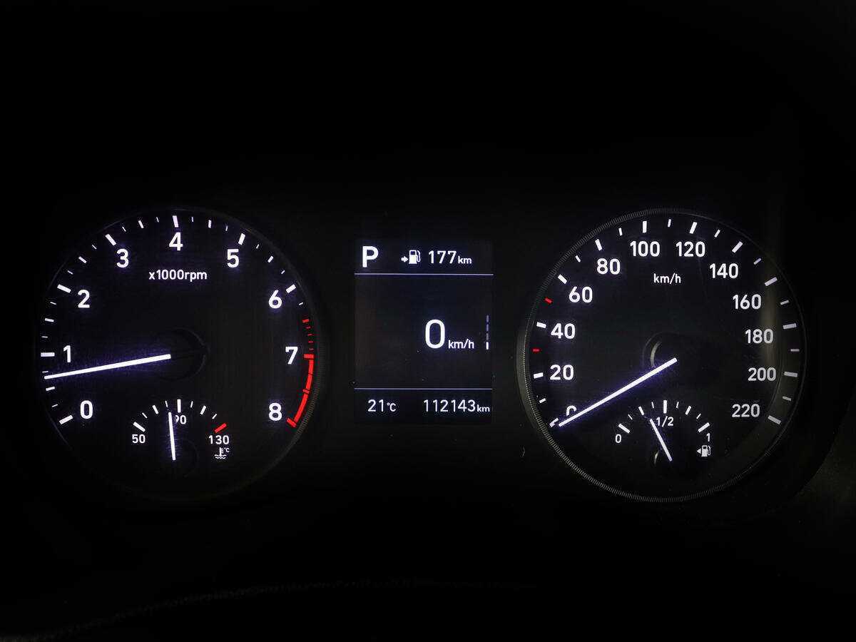 Купить Hyundai Solaris с пробегом. Фото: #8