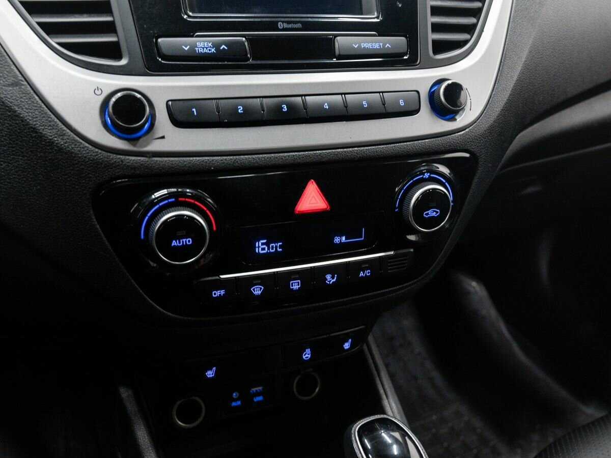 Купить Hyundai Solaris с пробегом. Фото: #17