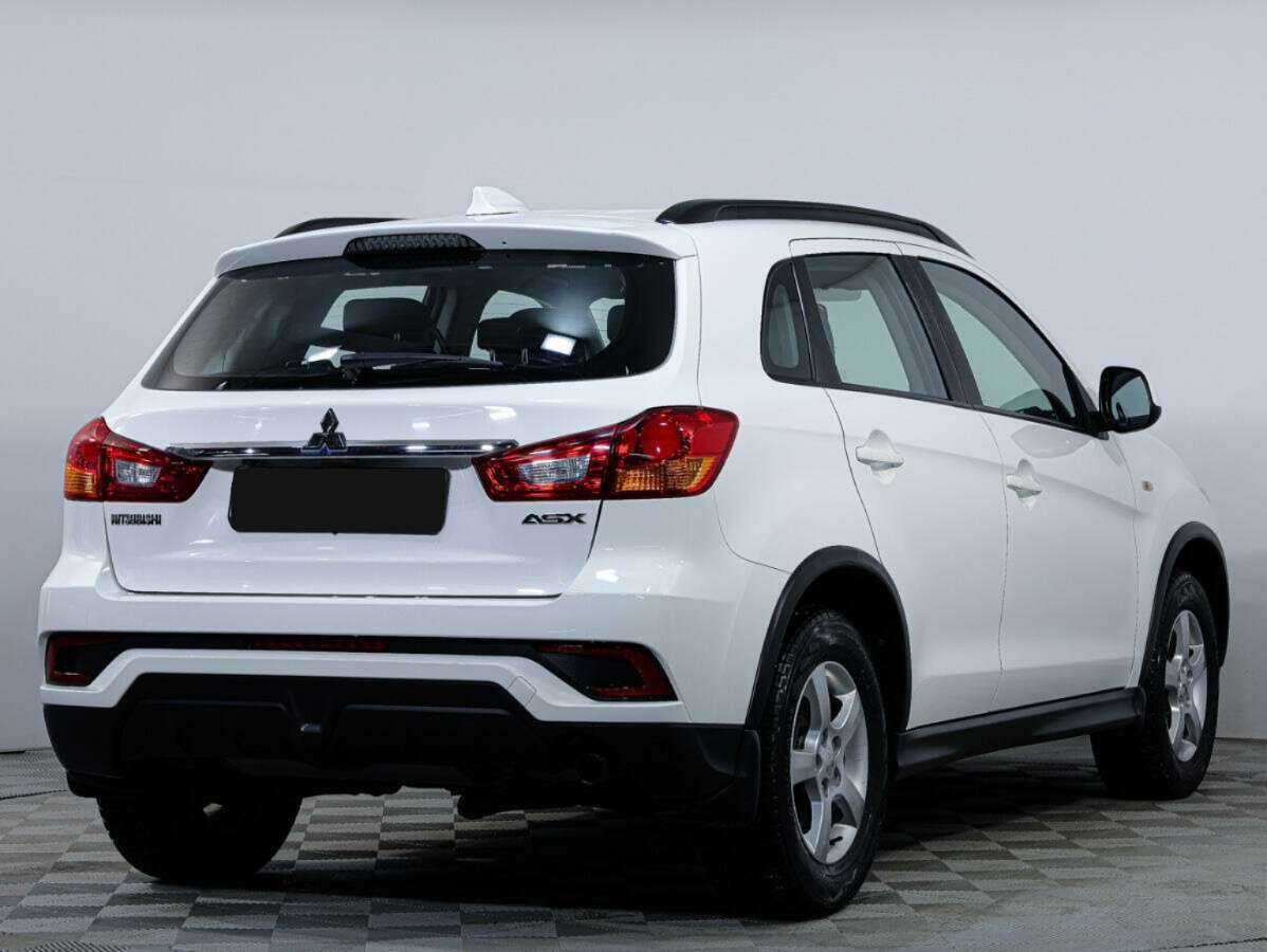 Купить Mitsubishi ASX с пробегом. Фото: #3
