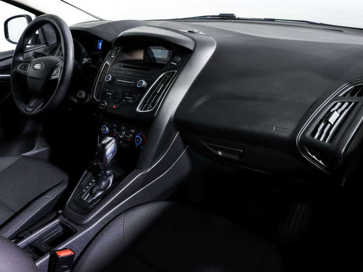 Купить Ford Focus с пробегом. Фото: #8