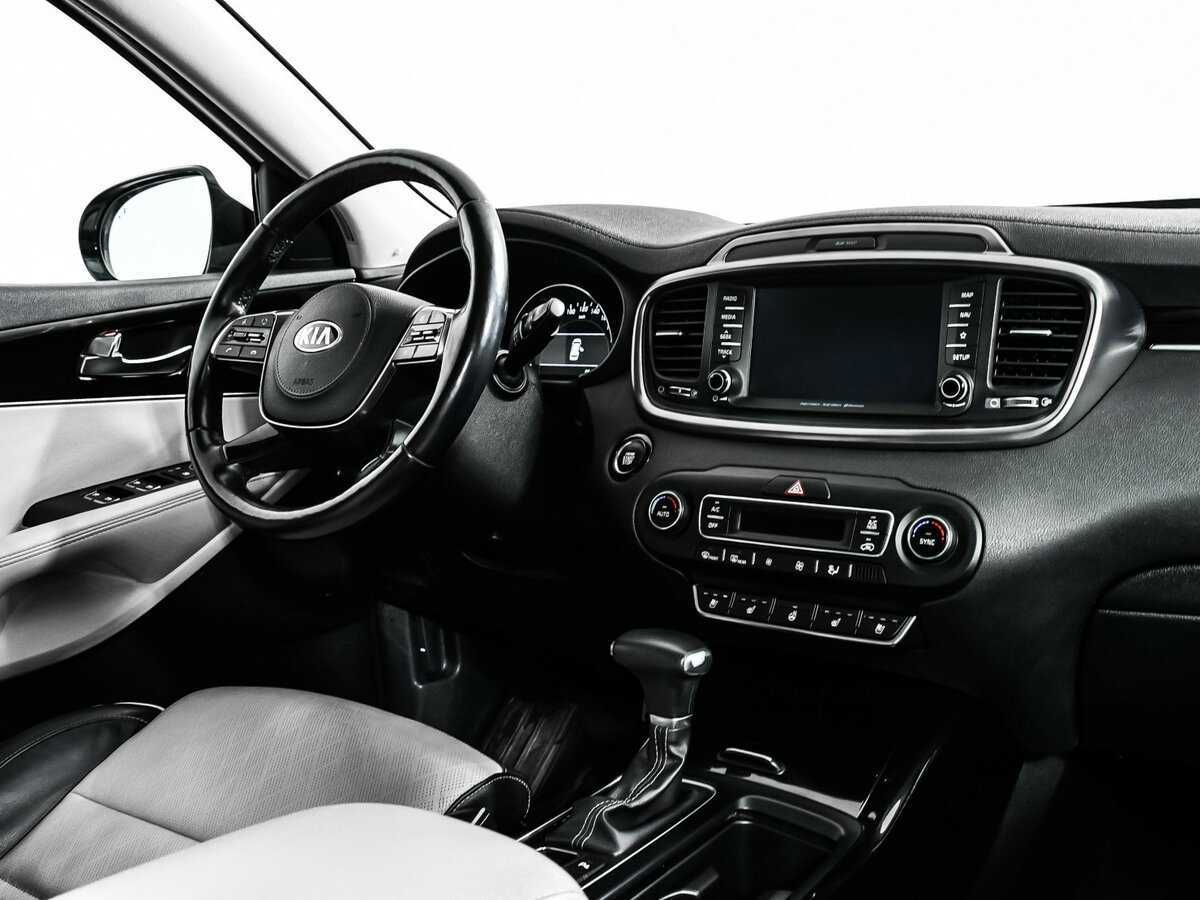 Купить Kia Sorento с пробегом. Фото: #8