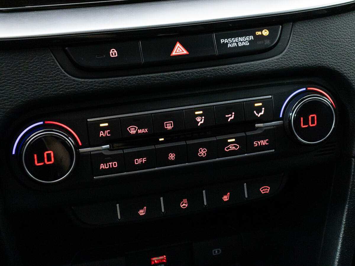 Купить Kia Ceed с пробегом. Фото: #15