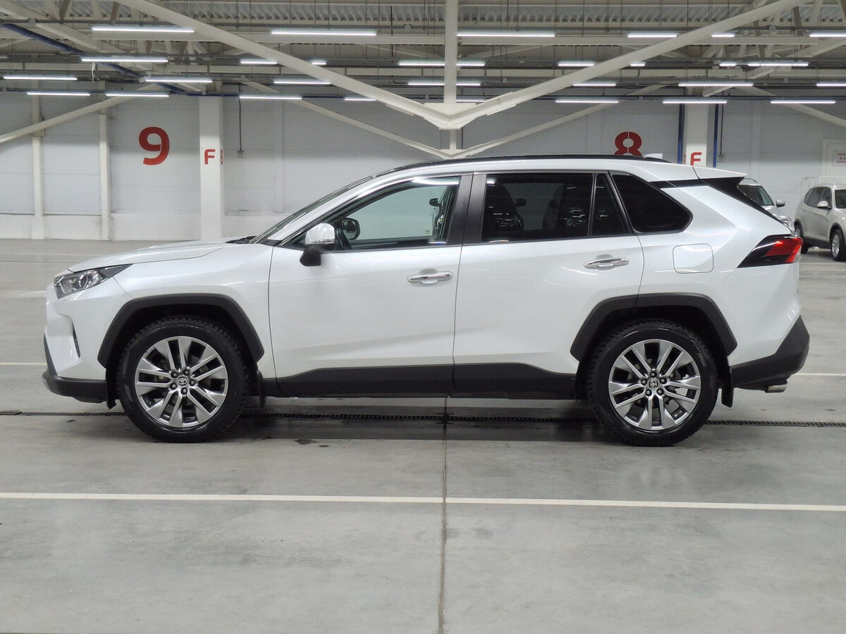 Купить Toyota RAV4 с пробегом. Фото: #7