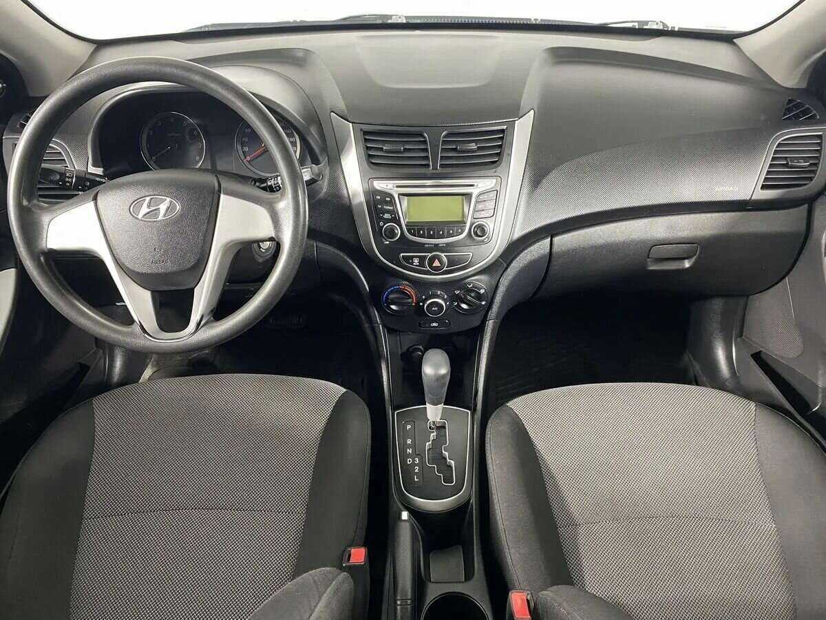Купить Hyundai Solaris с пробегом. Фото: #9