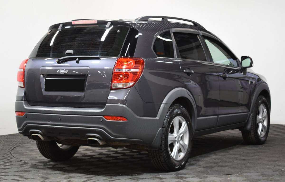 Купить Chevrolet Captiva с пробегом. Фото: #3