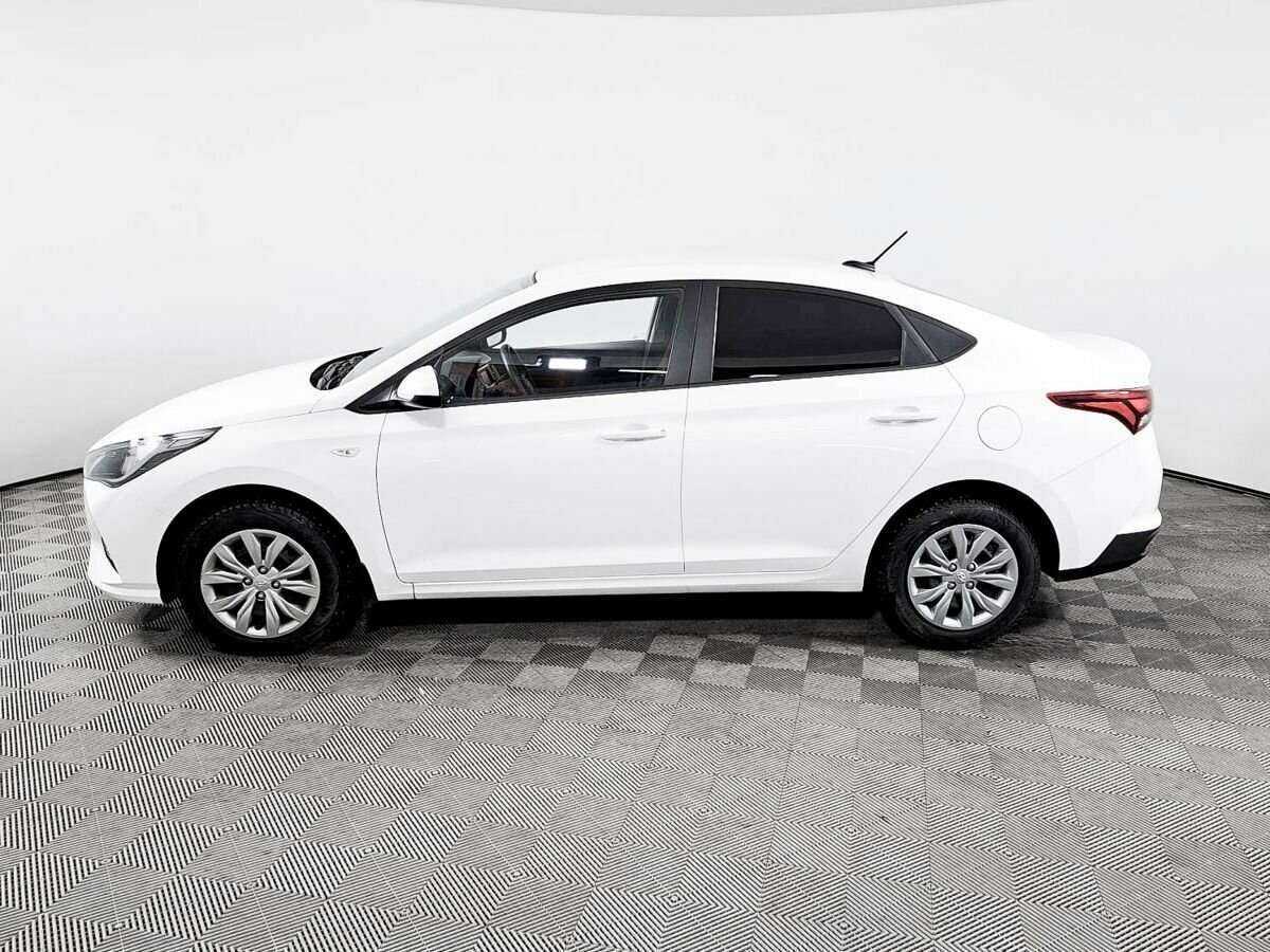 Купить Hyundai Solaris с пробегом. Фото: #7