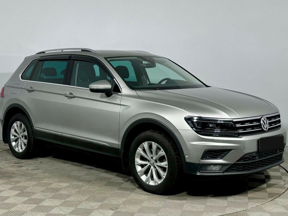 Купить Volkswagen Tiguan с пробегом. Фото: #3