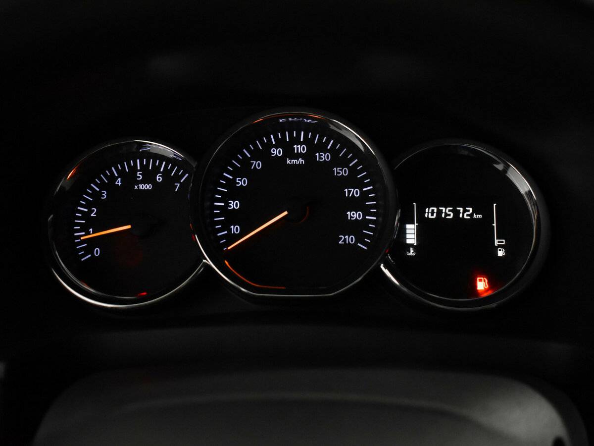 Купить Renault Sandero с пробегом. Фото: #15