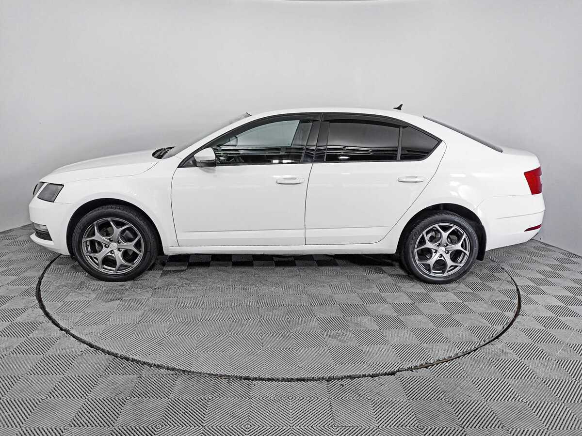 Купить Skoda Octavia с пробегом. Фото: #7