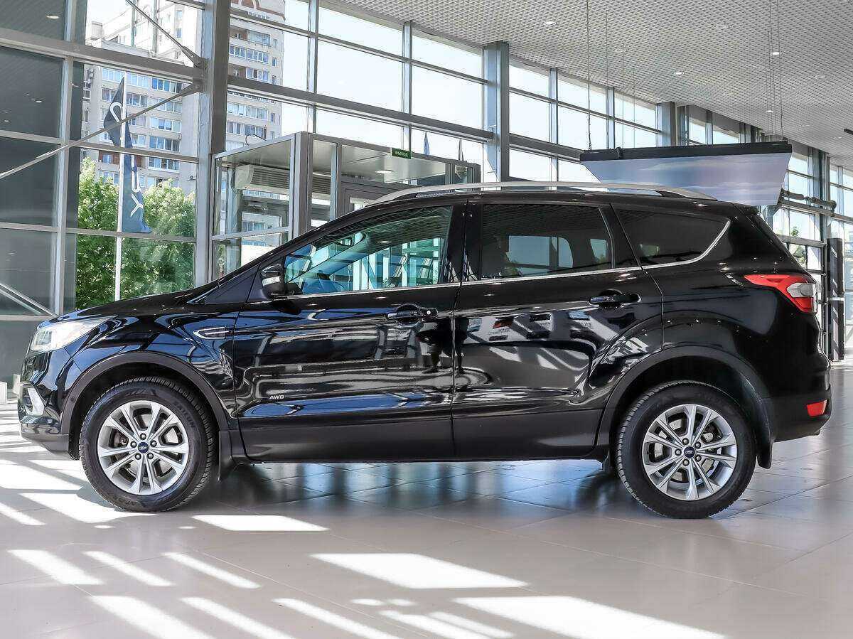 Купить Ford Kuga с пробегом. Фото: #7