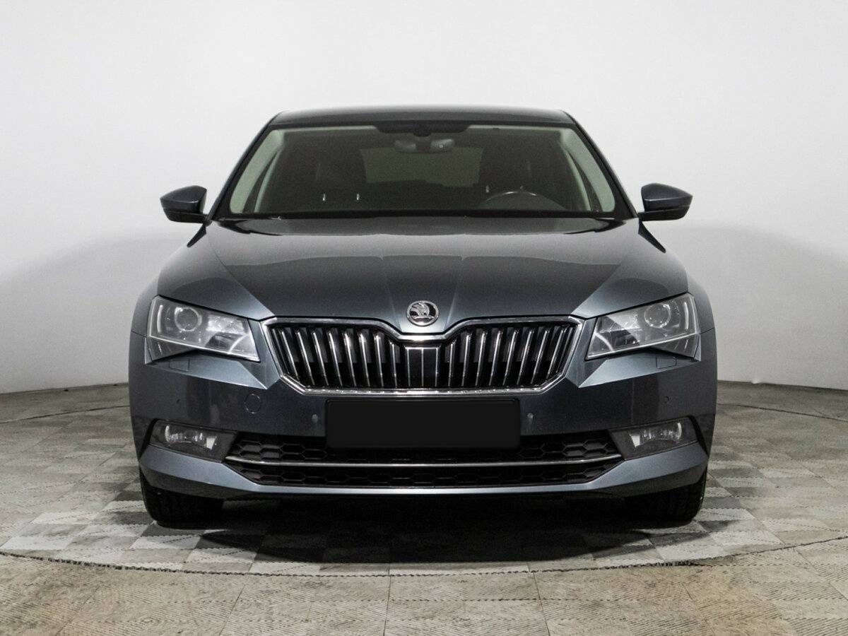 Купить Skoda Superb с пробегом. Фото: #1