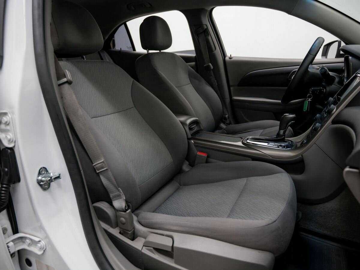 Купить Chevrolet Malibu с пробегом. Фото: #7