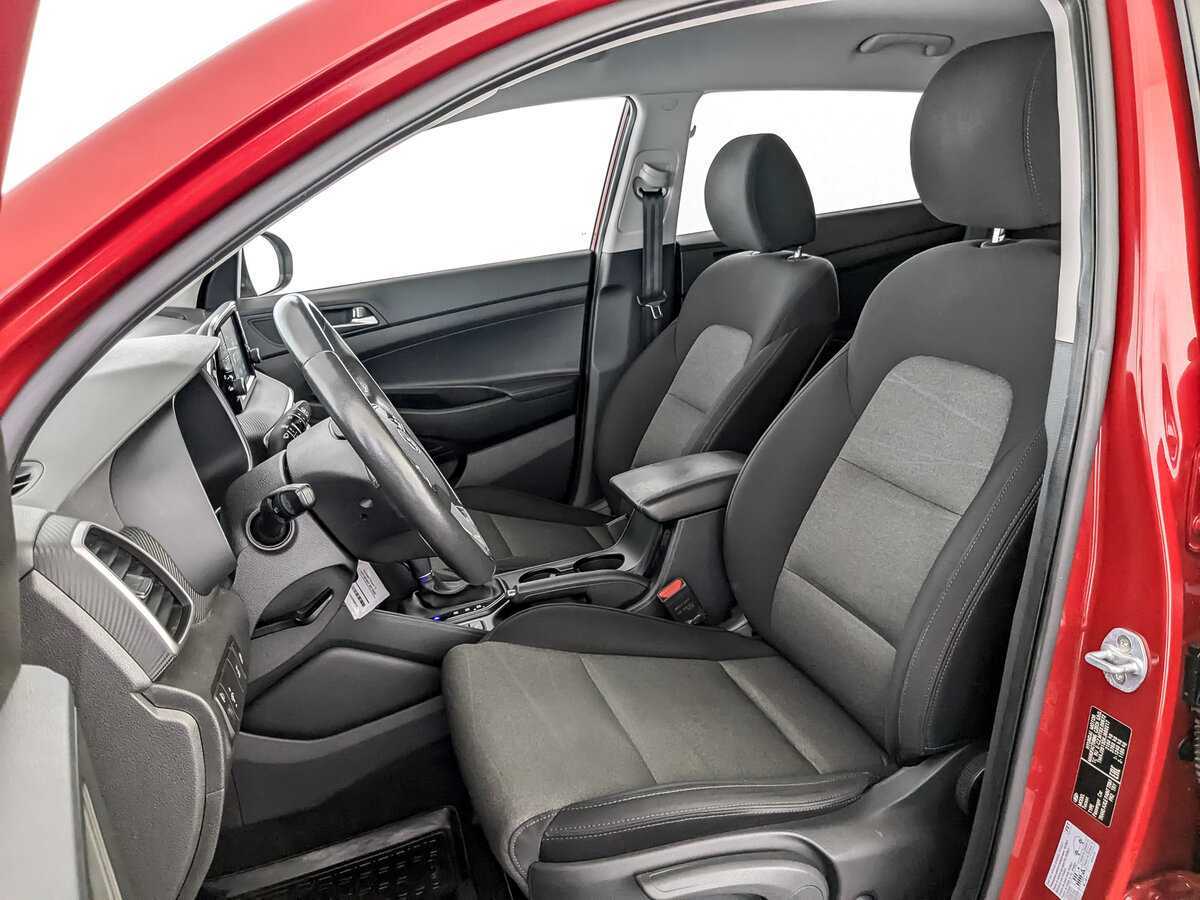 Купить Hyundai Tucson с пробегом. Фото: #15