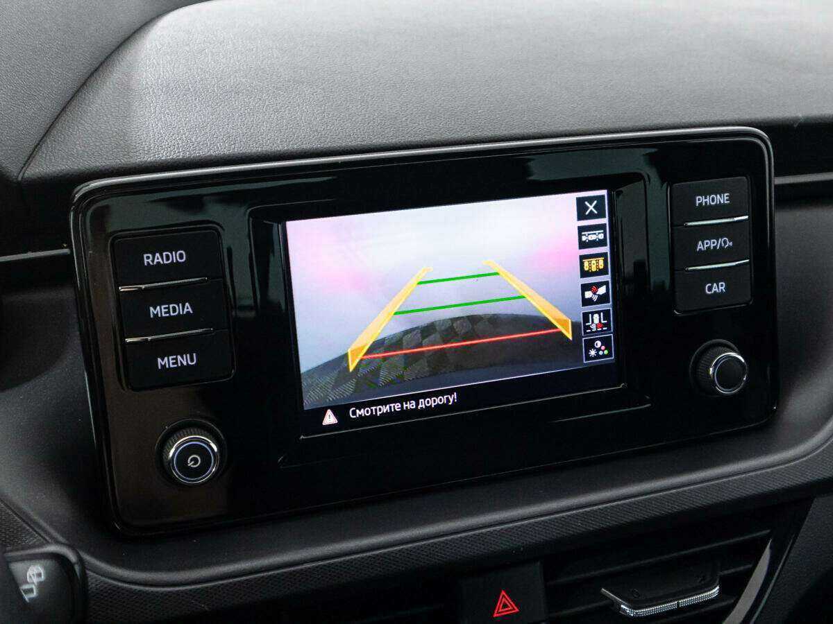 Купить Skoda Rapid с пробегом. Фото: #16