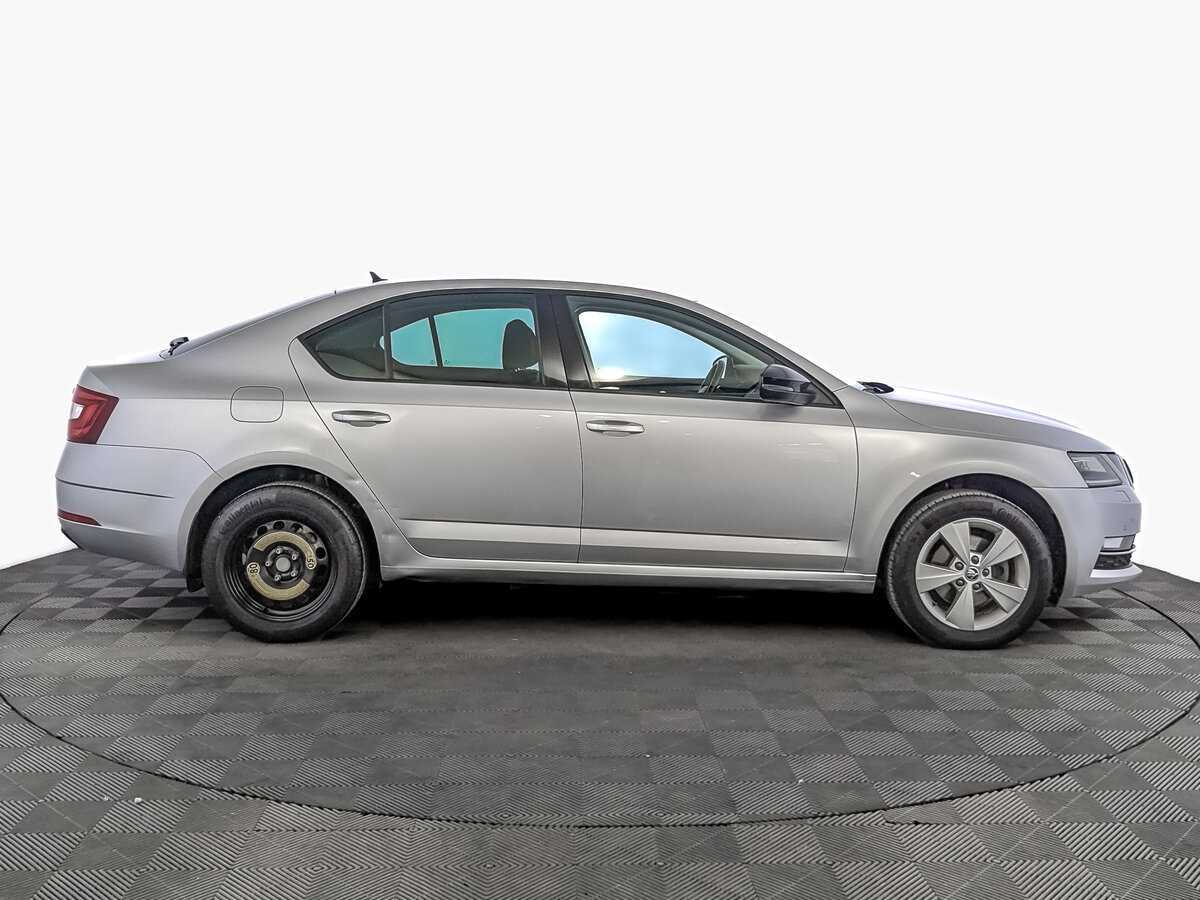 Купить Skoda Octavia с пробегом. Фото: #3