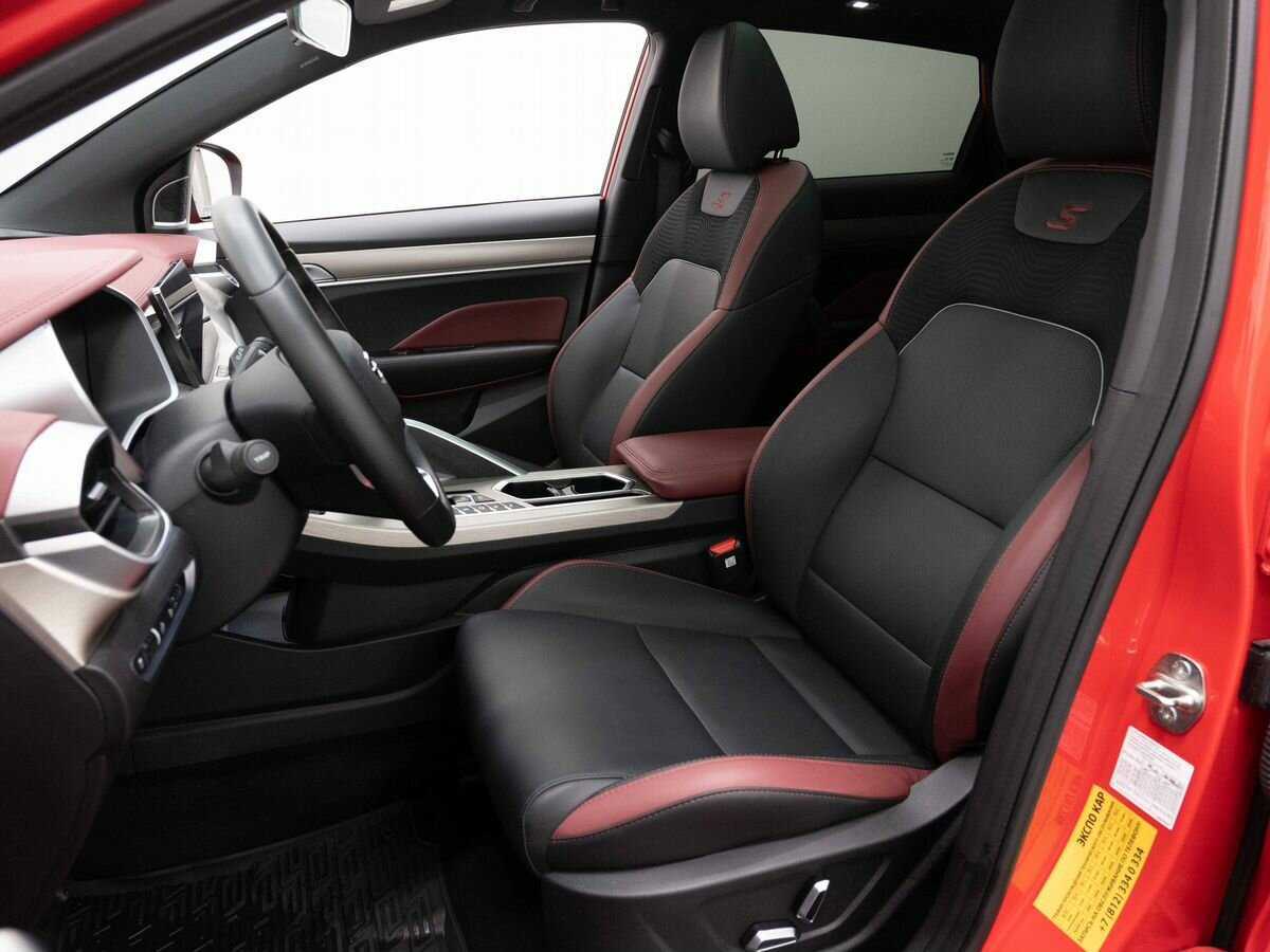 Купить Geely Coolray с пробегом. Фото: #7