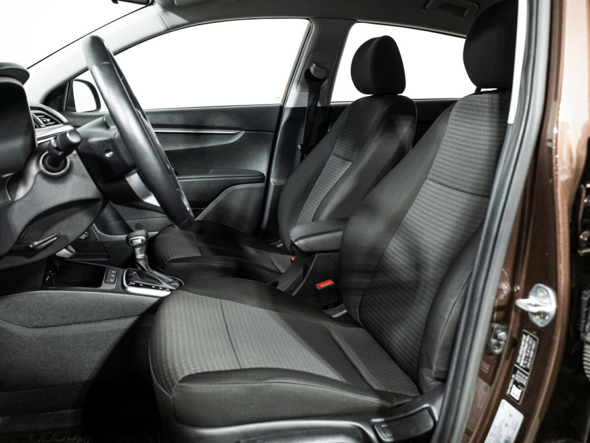 Купить Kia Rio с пробегом. Фото: #13