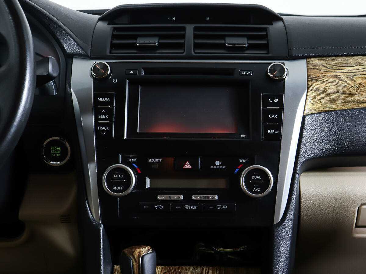Купить Toyota Camry с пробегом. Фото: #13