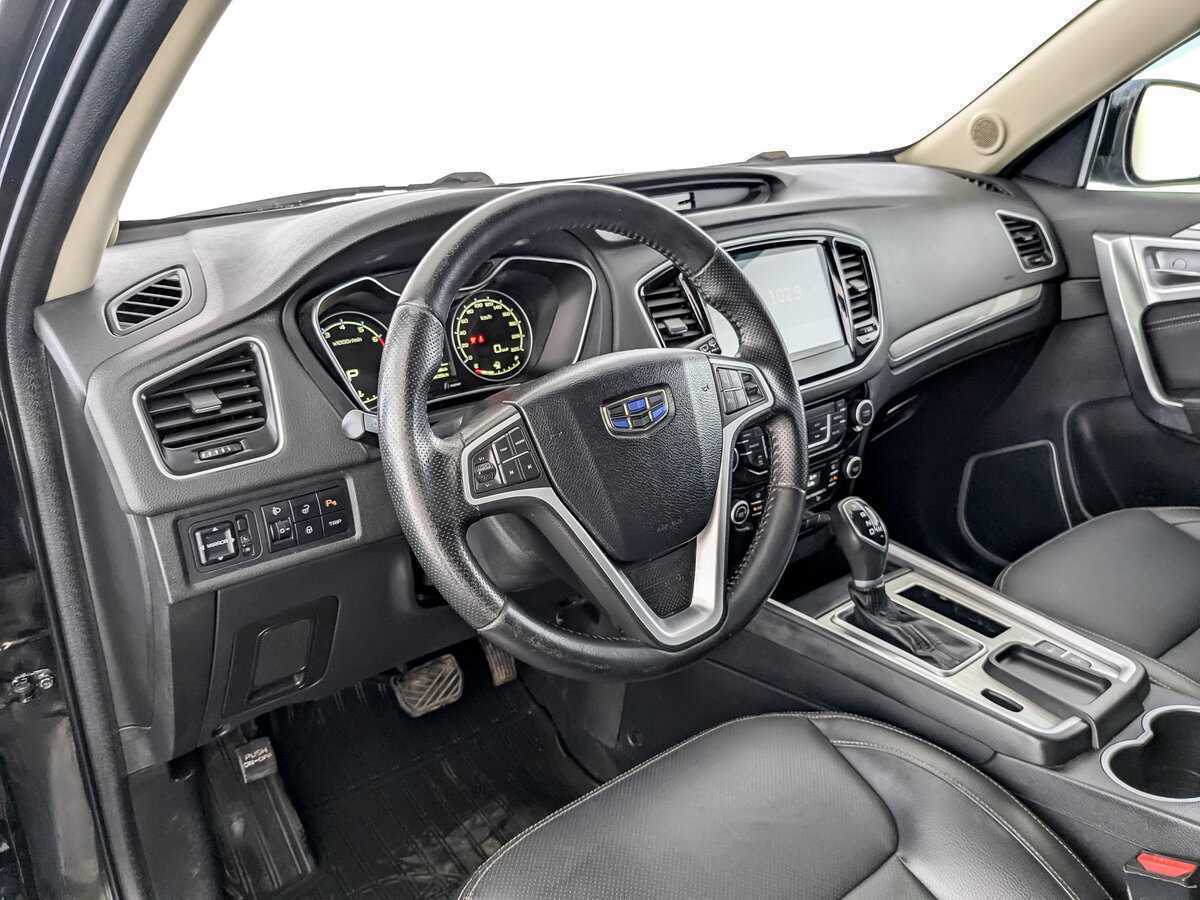 Купить Geely Emgrand X7 с пробегом. Фото: #15