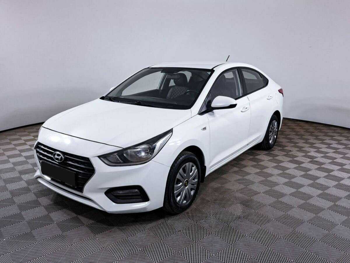 Купить Hyundai Solaris с пробегом. Фото: #0