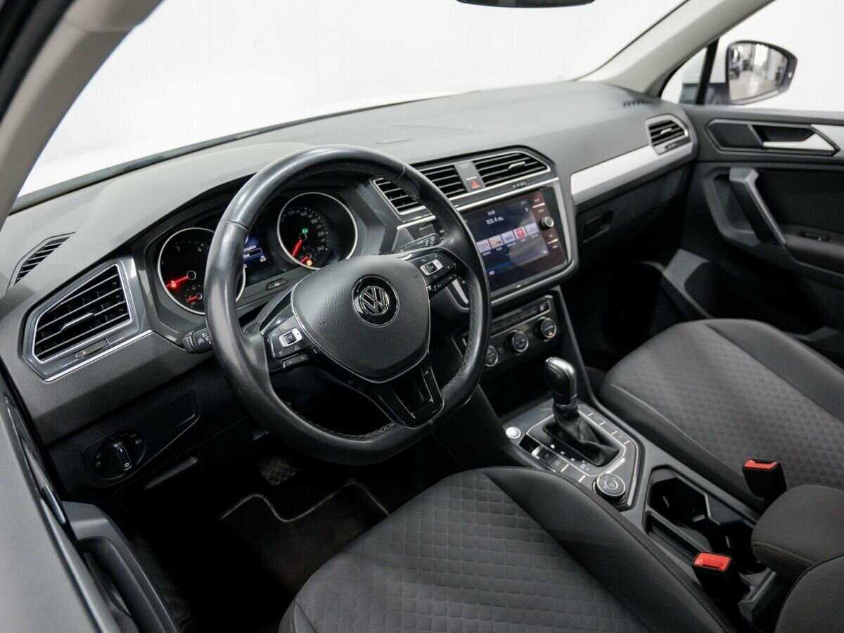 Купить Volkswagen Tiguan с пробегом. Фото: #15
