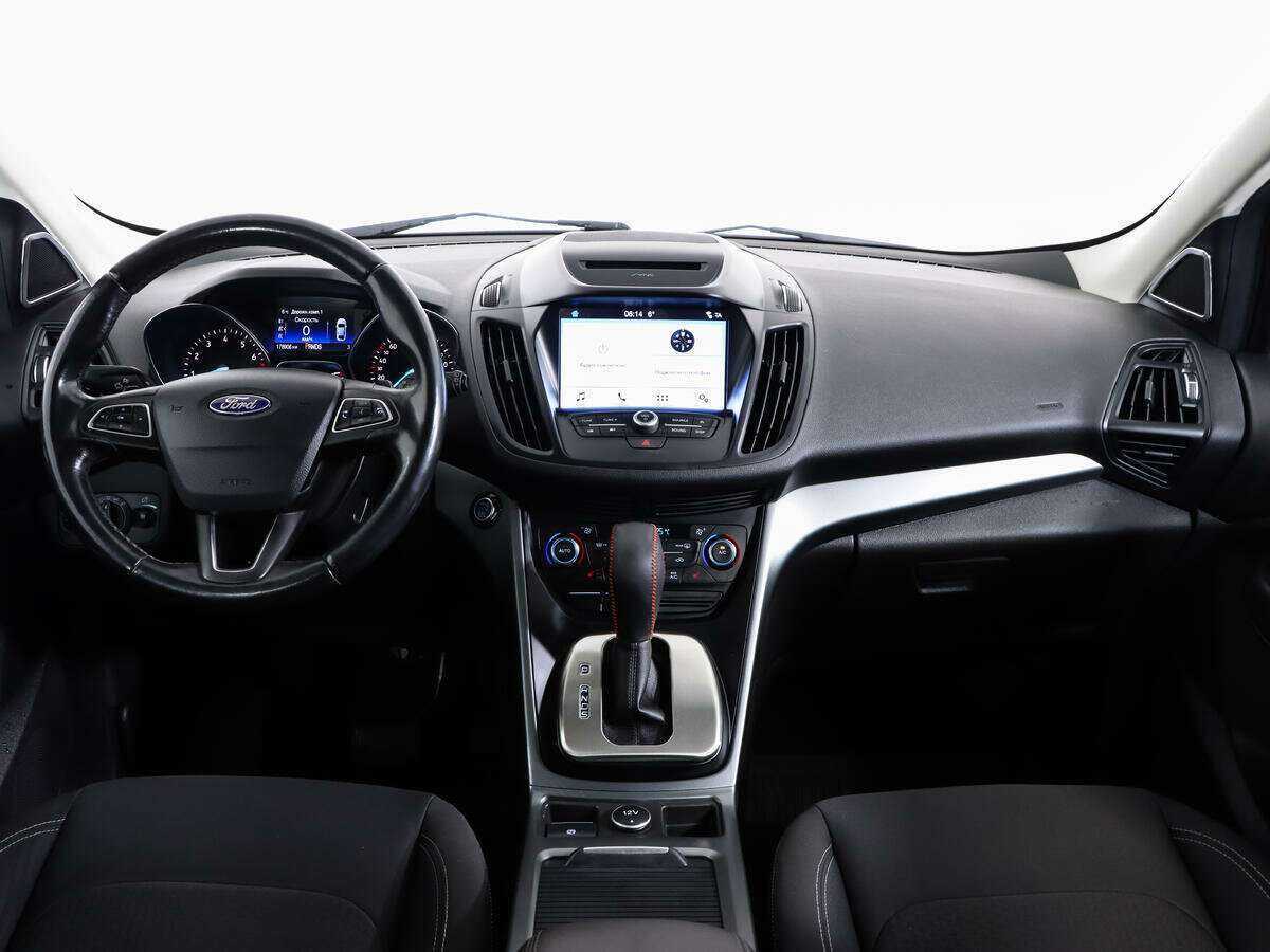 Купить Ford Kuga с пробегом. Фото: #7
