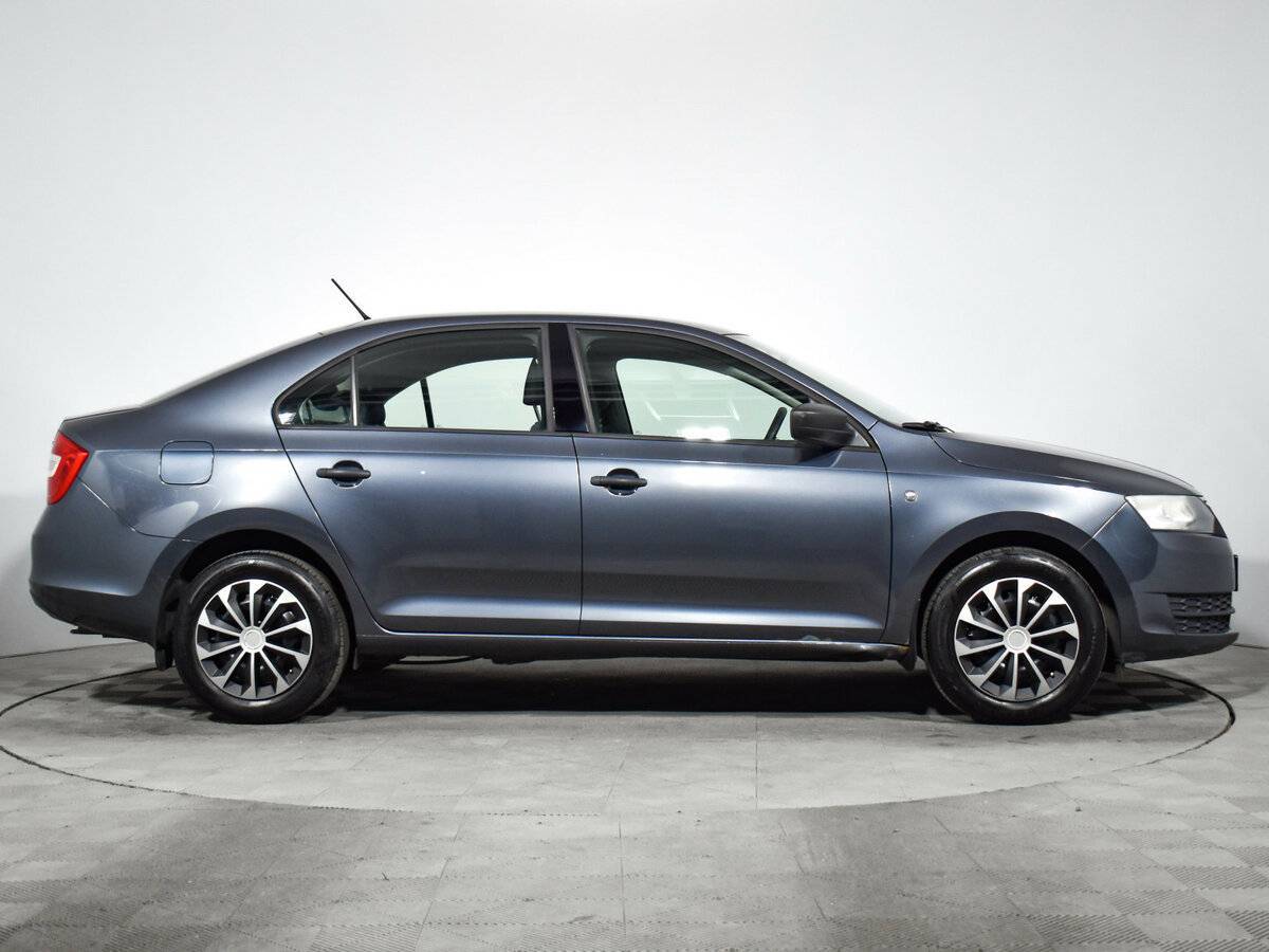 Купить Skoda Rapid с пробегом. Фото: #3
