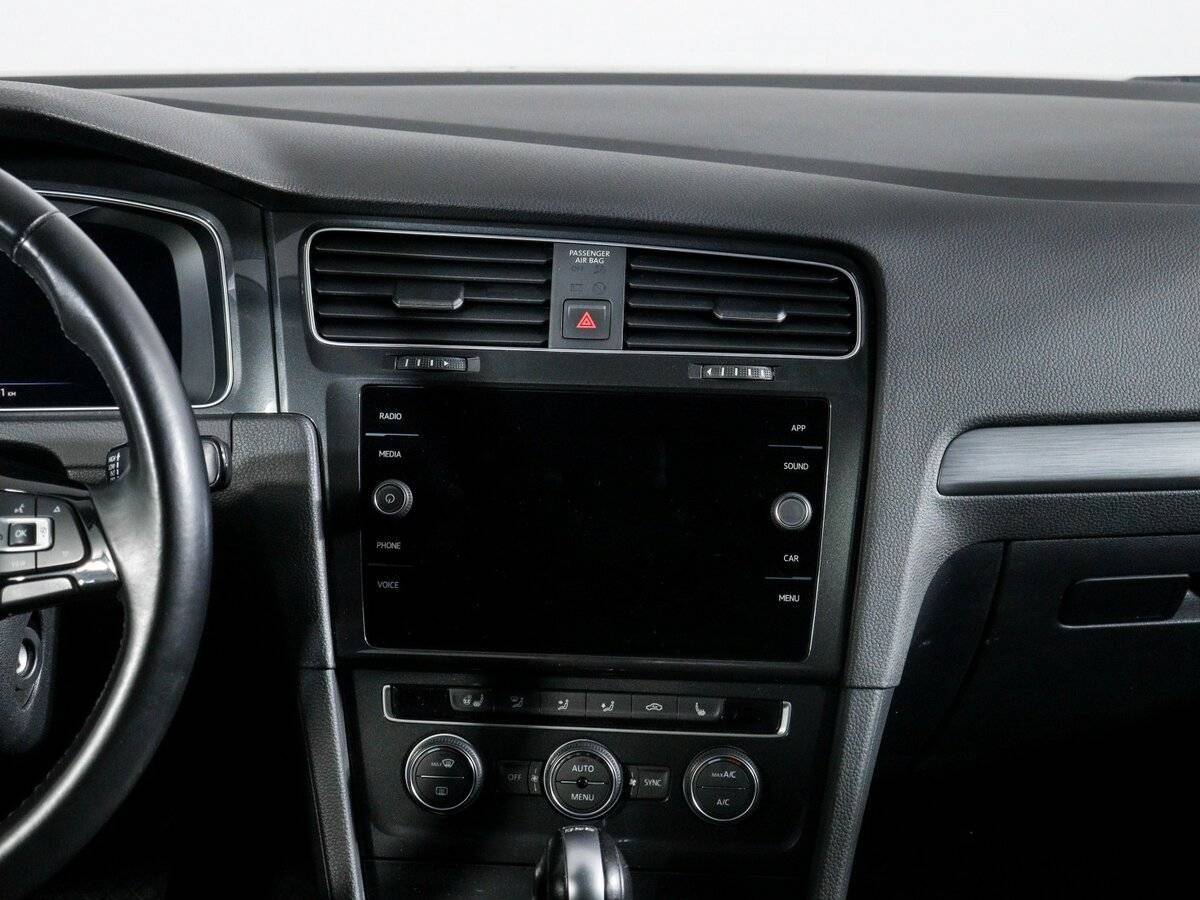Купить Volkswagen Golf с пробегом. Фото: #12