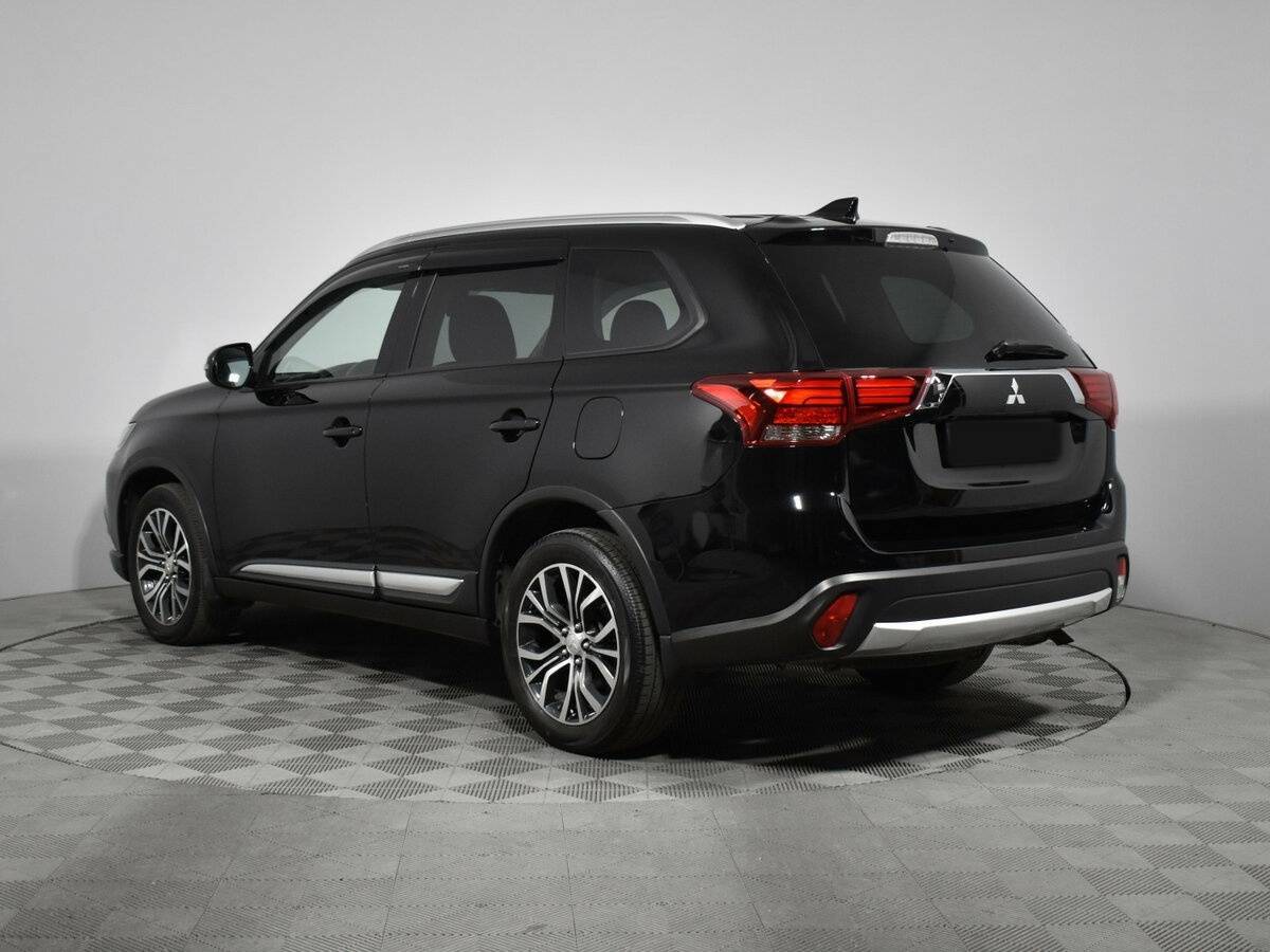 Купить Mitsubishi Outlander с пробегом. Фото: #6