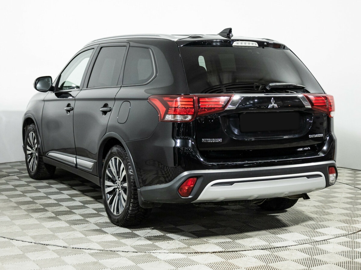 Купить Mitsubishi Outlander с пробегом. Фото: #6