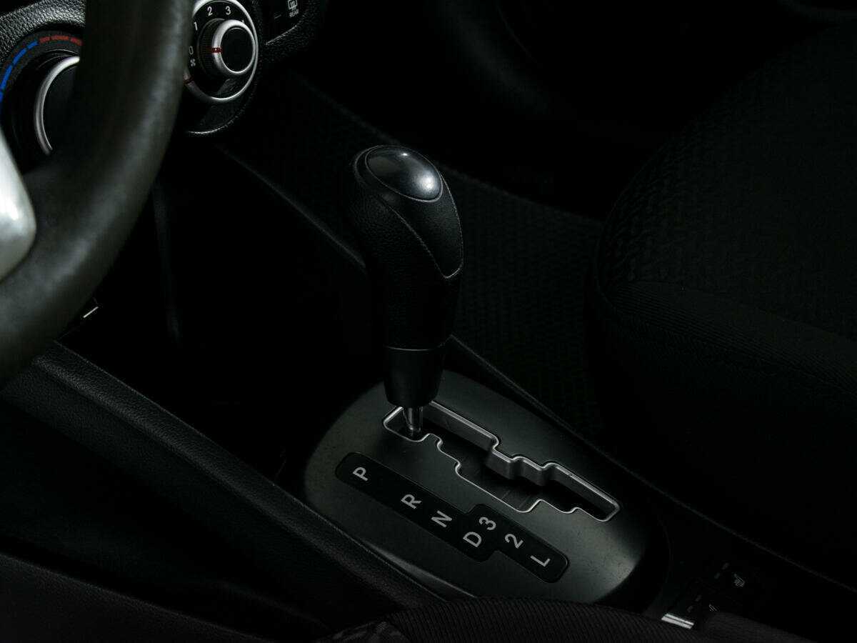 Купить Kia Rio с пробегом. Фото: #15