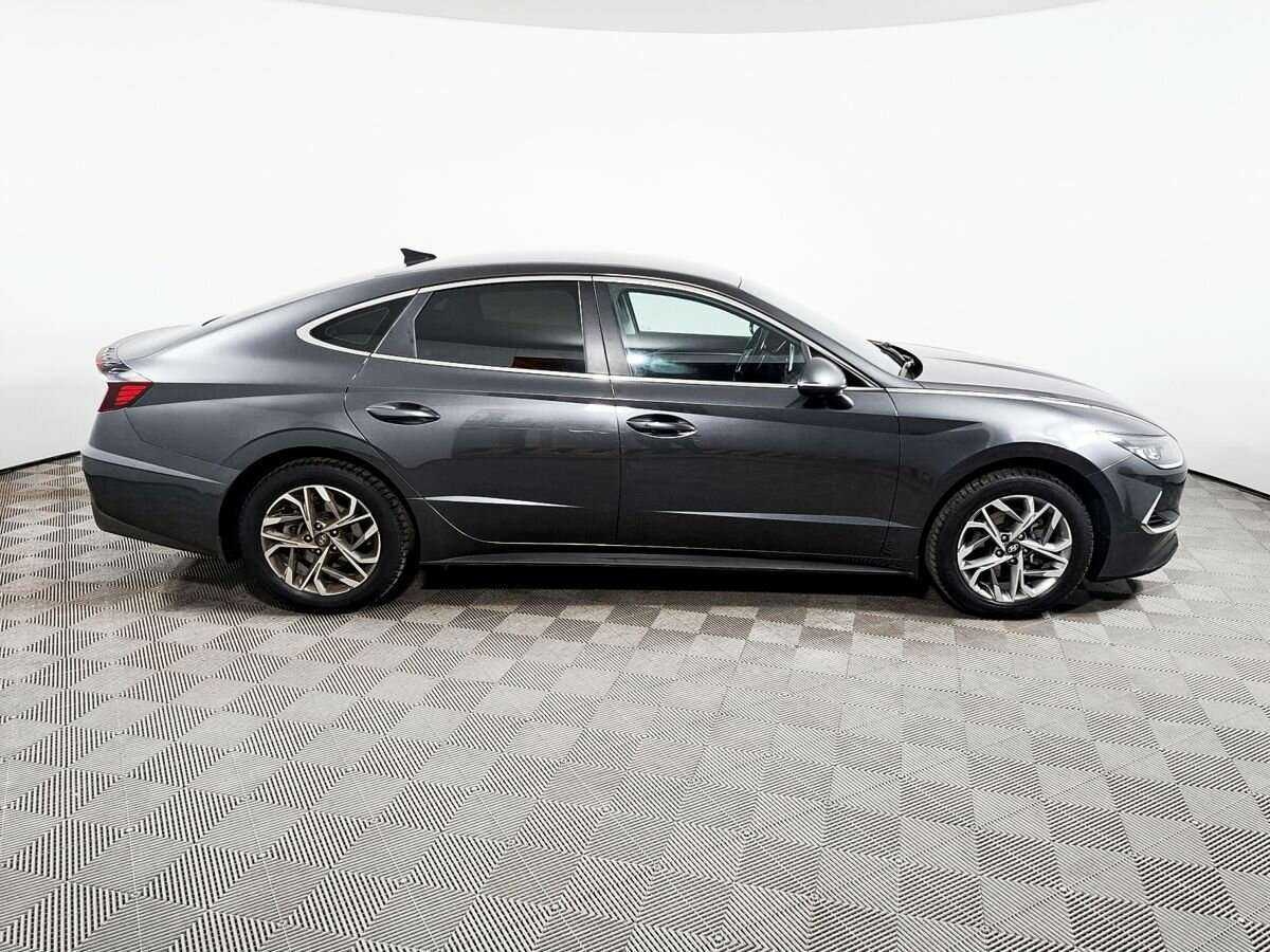 Купить Hyundai Sonata с пробегом. Фото: #3