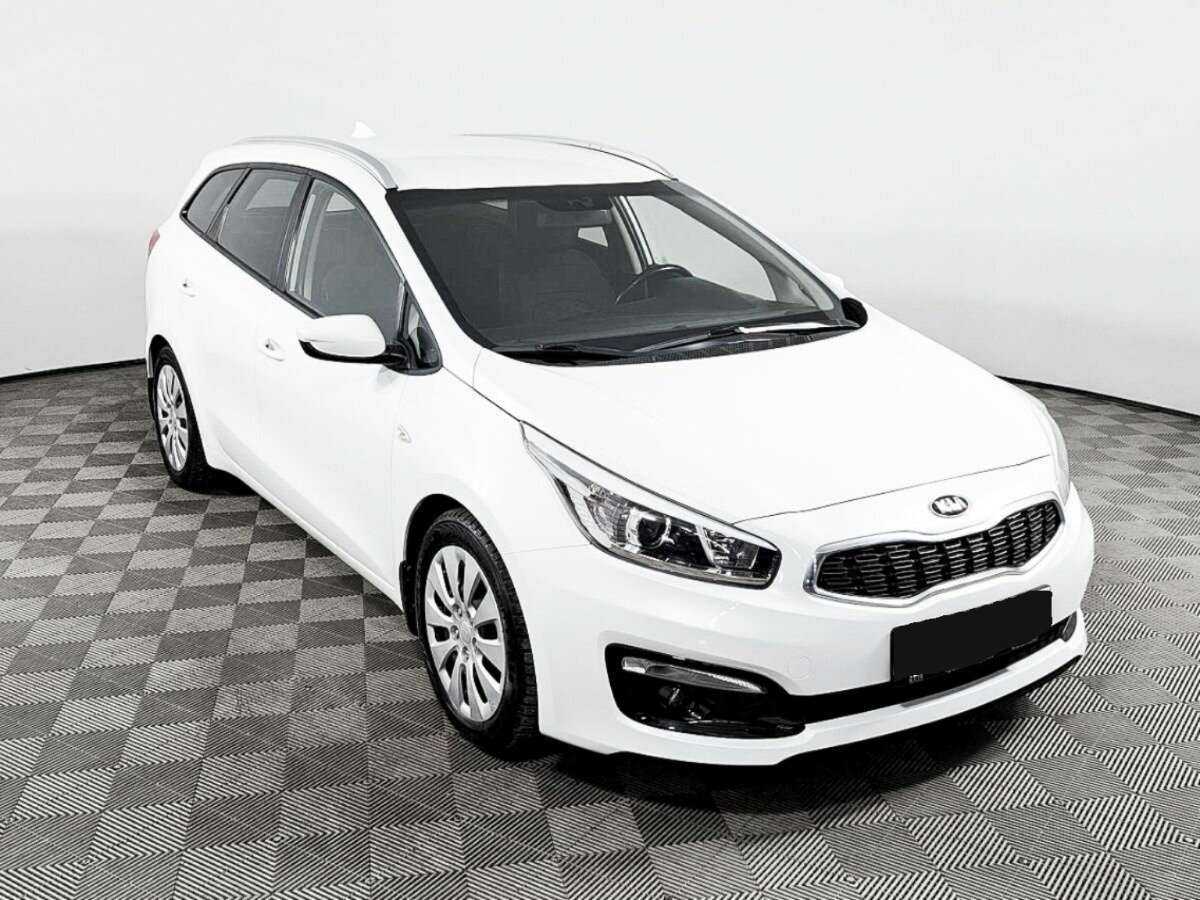 Купить Kia Ceed с пробегом. Фото: #2
